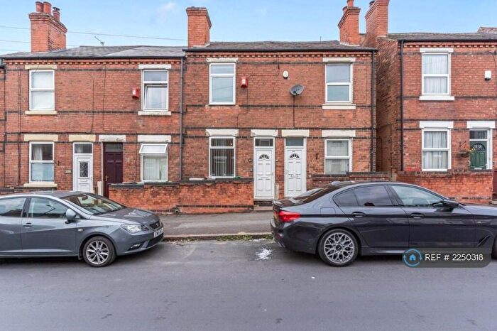 3 Bedroom Terraced House To Rent In Gordon Road, Thorneywood, Nottingham, NG3