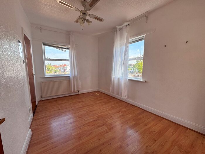 1 Bedroom Flat To Rent In Northborough Road, London, SW16