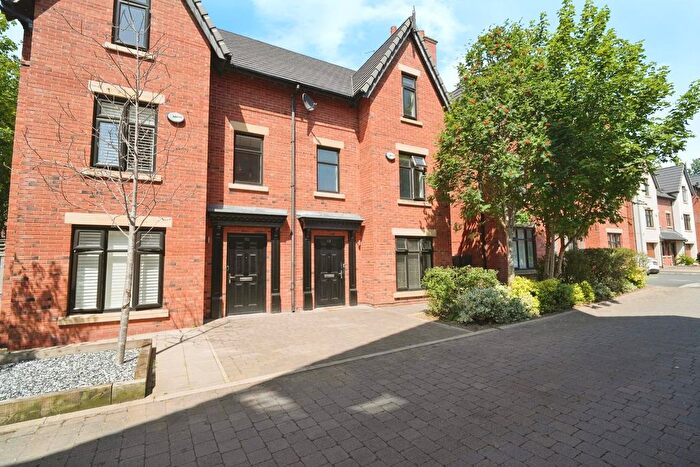4 Bedroom Town House To Rent In The Moorings, Worsley, Manchester, M28