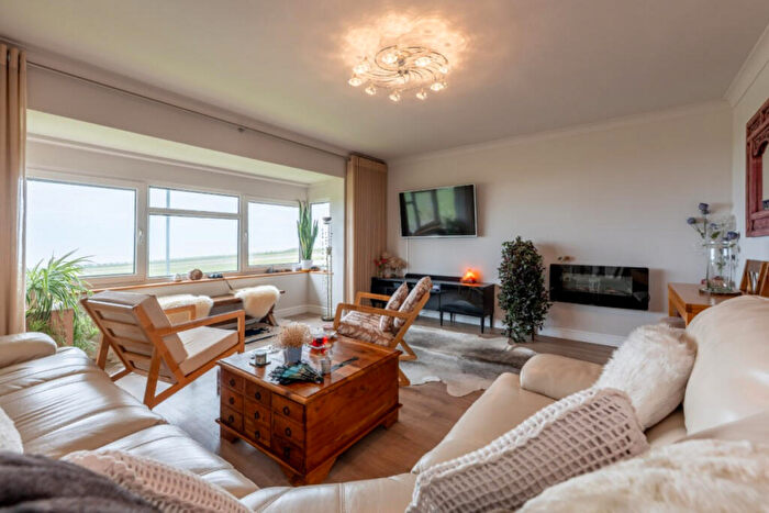 2 Bedroom Apartment For Sale In Runton Road, Cromer, NR27