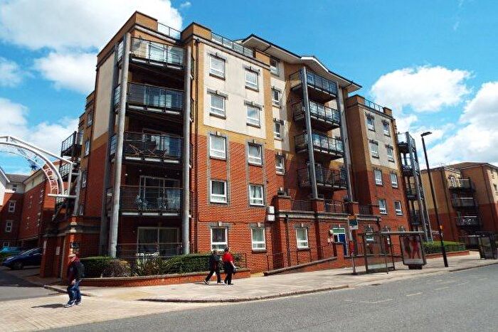 1 Bedroom Flat To Rent In Briton Street, Southampton, SO14