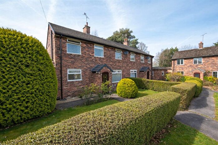 3 Bedroom Semi Detached House For Sale In Warford Crescent, Alderley Edge, SK9