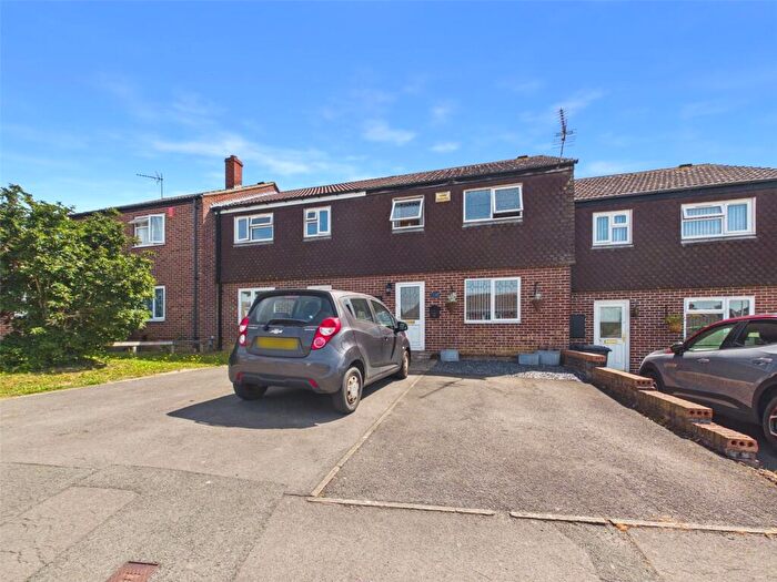 3 Bedroom Terraced House For Sale In Gurney Avenue, Tuffley, Gloucester, Gloucestershire, GL4
