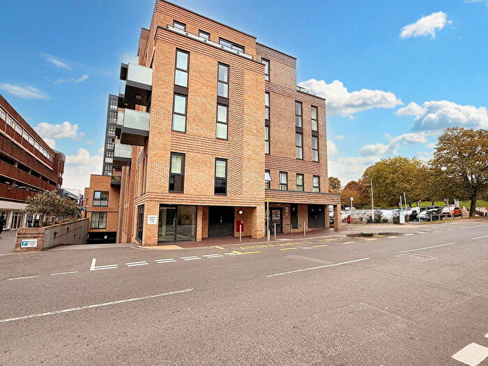 2 Bedroom Flat To Rent In Homefield Rise, Orpington, BR6