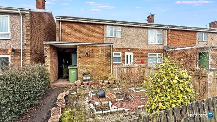 2 Bedroom Flat For Sale In Holmdale, Ashington, NE63