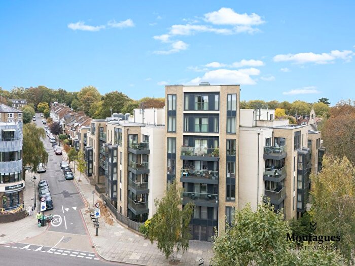 2 Bedroom Flat For Sale In Rossetti Court, Archway Road, Highgate, N6