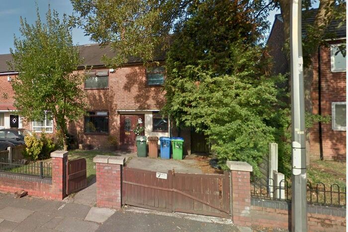 3 Bedroom Semi-Detached House To Rent In Rowrah Crescent, Middleton, Manchester, M24