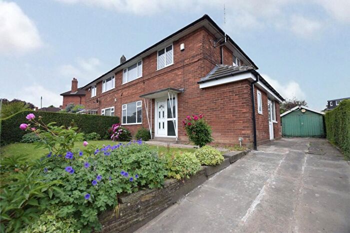 3 Bedroom Semi Detached House To Rent In Dib Lane, Leeds, LS8