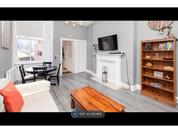 1 Bedroom Maisonette To Rent In Colinton Road, Edinburgh, EH10