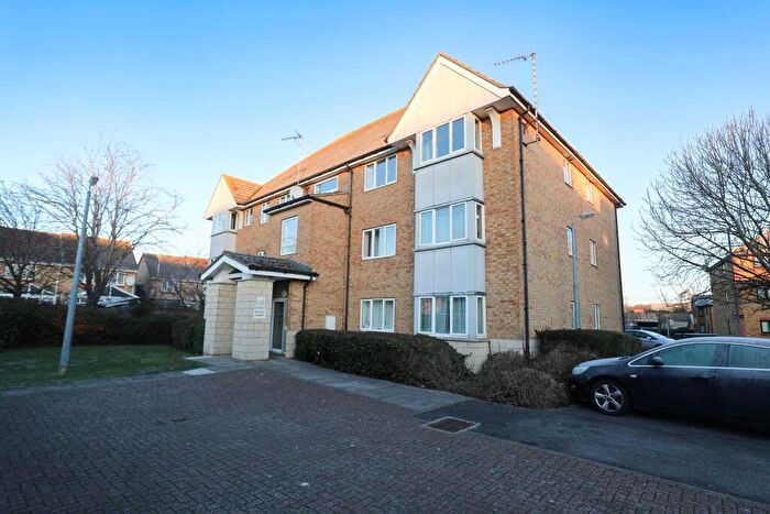 1 Bedroom Apartment For Sale In Wharf Road South, Grays, RM17