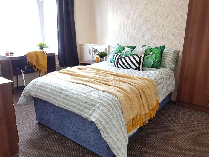 4 Bedroom Terraced House To Rent In Saxony Road, Liverpool, L7