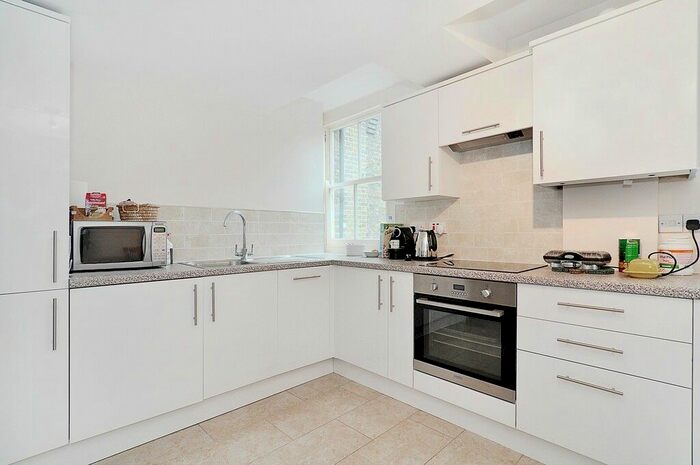1 Bedroom Flat To Rent In Wandsworth Bridge Road, Fulham, SW6