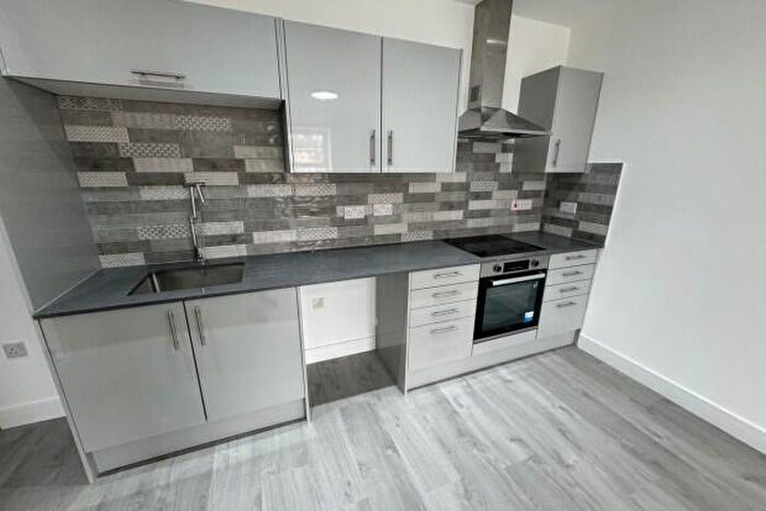 2 Bedroom Flat To Rent In Caxton Place Newport, NP20