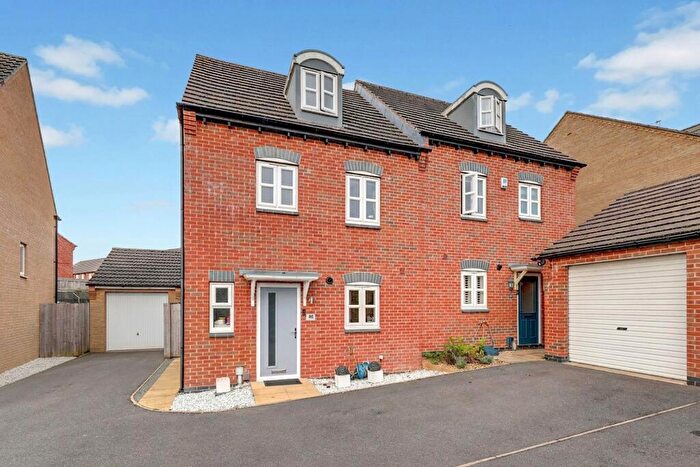 4 Bedroom Semi-Detached House For Sale In Ashington Drive, Arnold, NG5