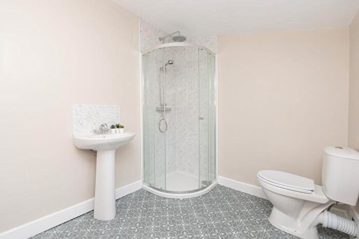 2 Bedroom End Of Terrace House For Sale In Ridgeway Road, Bristol, BS16