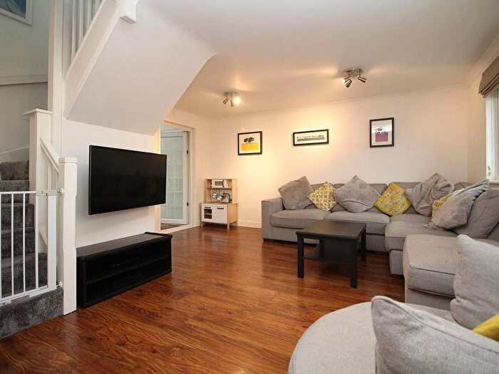 3 Bedroom Terraced House For Sale In Stanley Rise, Springfield, Chelmsford, CM2
