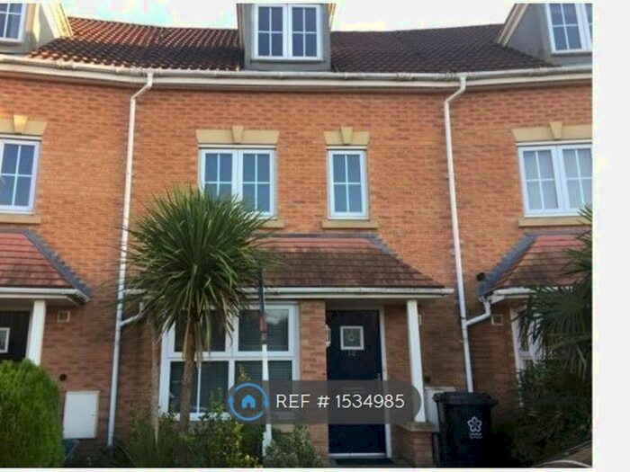 4 Bedroom Terraced House To Rent In Brompton Road, Hamilton, Leicester, LE5