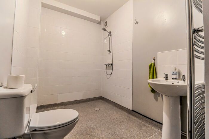 1 Bedroom Flat To Rent In Laburnum Drive, Newport, NP19