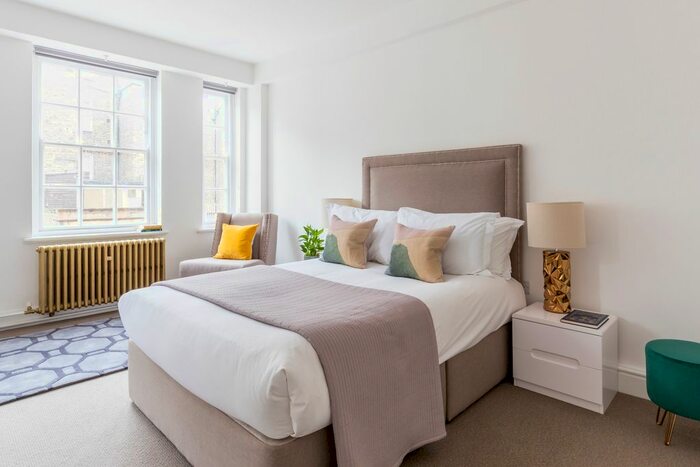 Studio To Rent In Dolphin Square, London, SW1V