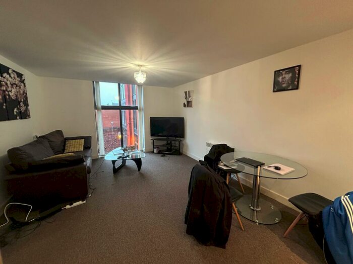 1 Bedroom Apartment To Rent In Water Street, Birmingham, B3