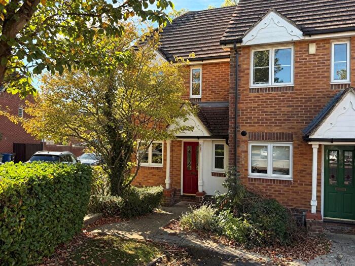 2 Bedroom End Of Terrace House To Rent In Lyon Oaks, Warfield, RG42
