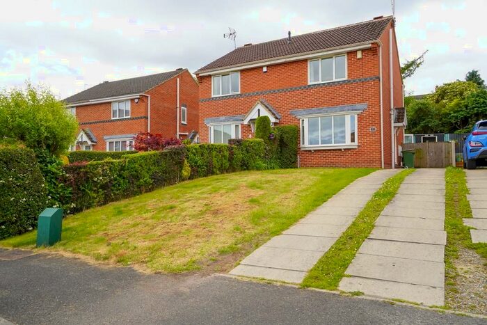 3 Bedroom Semi-Detached House To Rent In Fall Park Court, Bramley, Leeds, LS13
