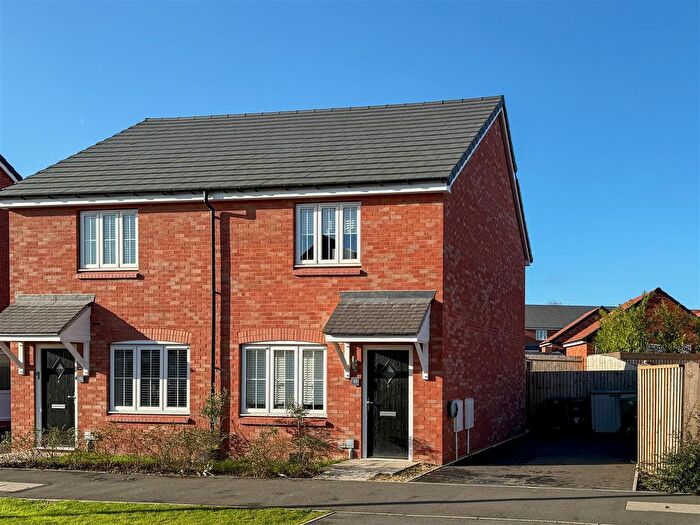 2 Bedroom Semi-Detached House For Sale In Phillips Way East, Hampton Magna, Warwick, CV35