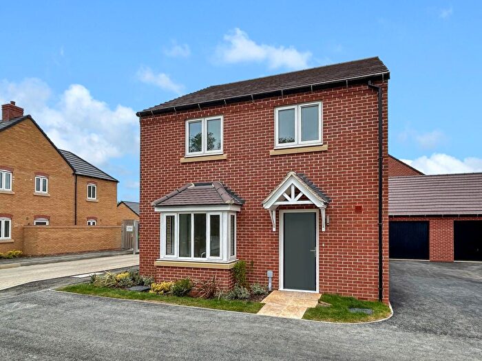 4 Bedroom Detached House For Sale In Oak Grove, Dunton, SG18