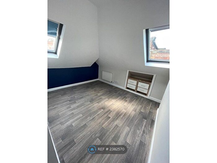 1 Bedroom Flat To Rent In Charminster Road, Bournemouth, BH8