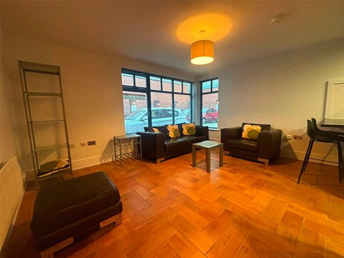 1 Bedroom Flat To Rent In Grosvenor Street West, Birmingham, B16