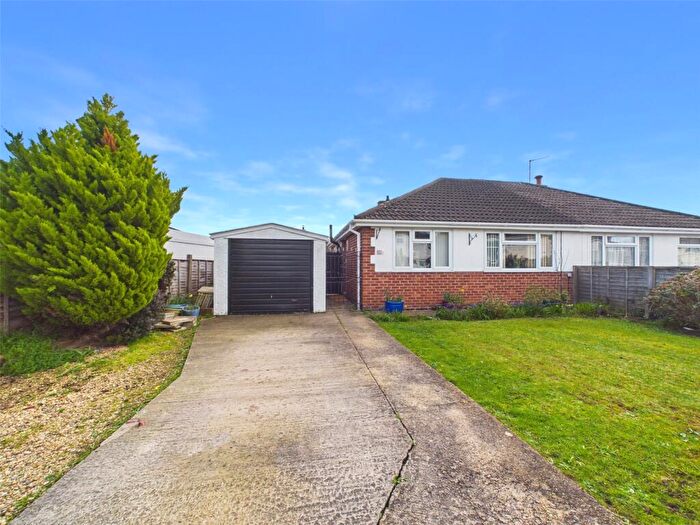 2 Bedroom Bungalow For Sale In Shearwater Grove, Innsworth, Gloucester, GL3