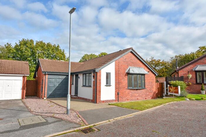 3 Bedroom Detached Bungalow For Sale In Rowan Croft, Clayton-Le-Woods, Chorley, PR6