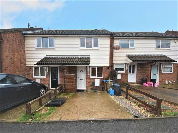 2 Bedroom Terraced House To Rent In Becket Close, Hastings, TN34