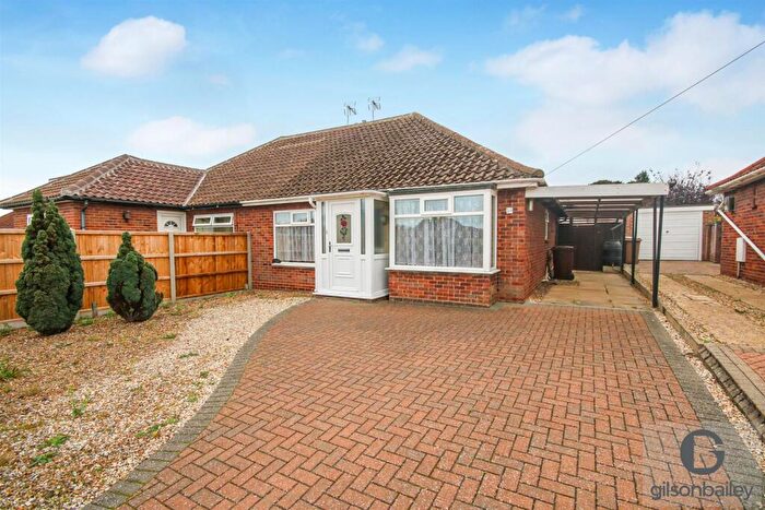 3 Bedroom Semi-Detached Bungalow For Sale In Falcon Road West, Sprowston, NR7