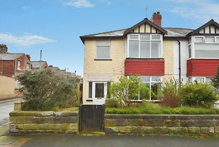 3 Bedroom Semi Detached House For Sale In Bilton Drive, Harrogate, HG1