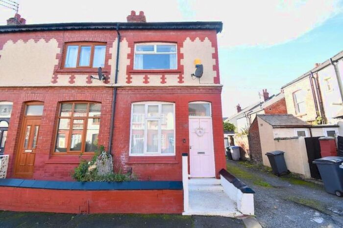 2 Bedroom Property To Rent In Lyceum Avenue, Blackpool, Lancashire, FY3