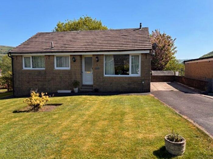 2 Bedroom Detached Bungalow For Sale In King Street, Mytholmroyd, Hebden Bridge, HX7