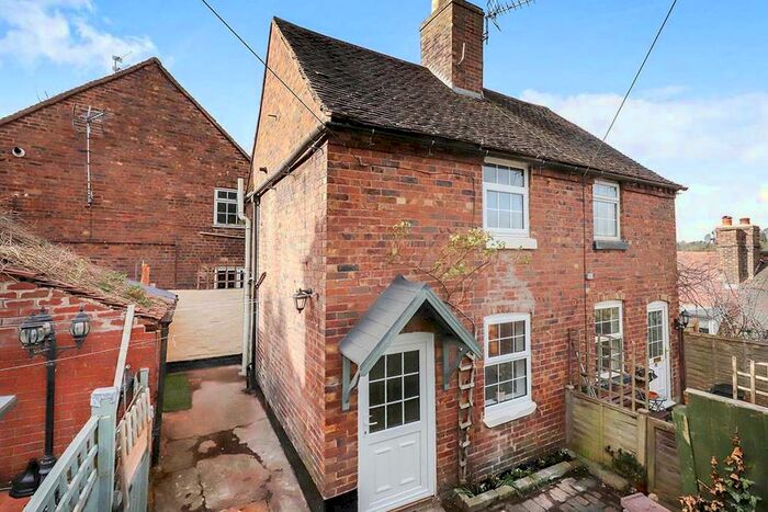1 Bedroom Semi-Detached House For Sale In Bernards Hill, Bridgnorth, Shropshire, WV15