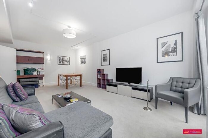 2 Bedroom Flat To Rent In Weymouth Street, London, W1W
