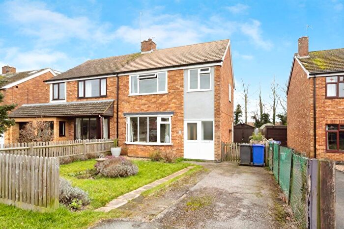 3 Bedroom Semi-Detached House For Sale In Stanwell Drive, Middleton Cheney, Banbury, OX17