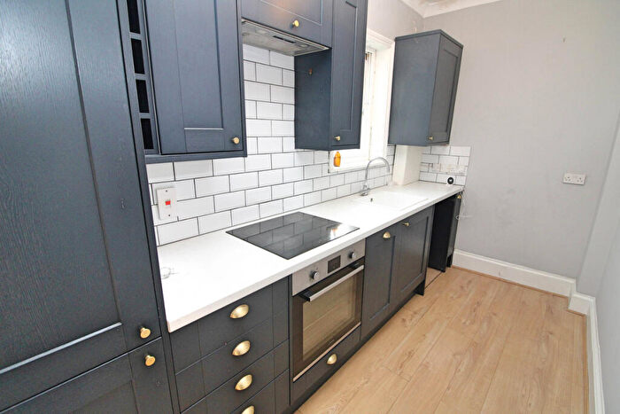 1 Bedroom Flat For Sale In Adelaide Mansions, Hove, BN3