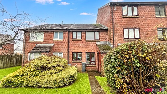 1 Bedroom Flat To Rent In Limeslade Close, Fairwater, Cardiff, CF5