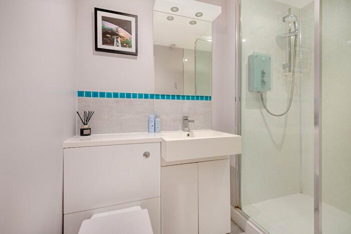 2 Bedroom Flat For Sale In Admirals Walk, West Cliff Road, Bournemouth, Dorset, BH2
