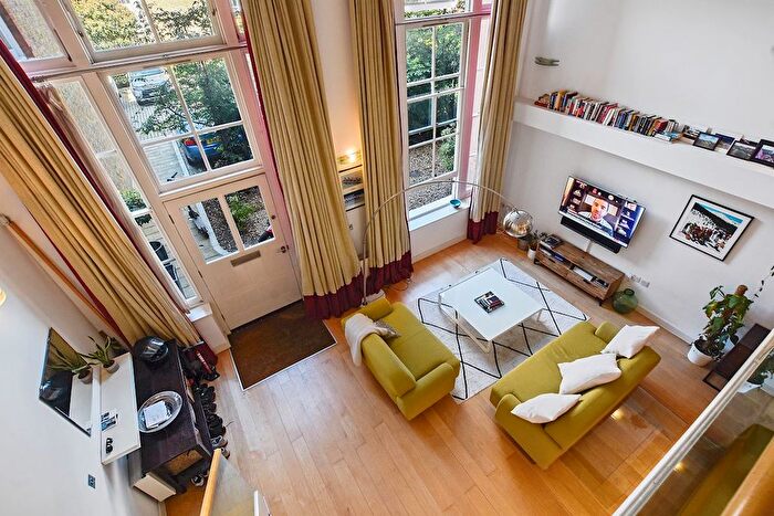 1 Bedroom Flat To Rent In Victorian Heights, Wandsworth, SW8