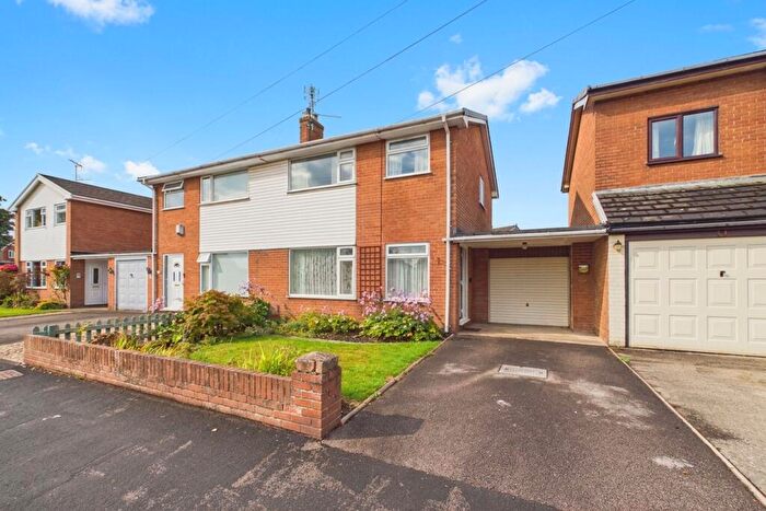 3 Bedroom Semi-Detached House For Sale In Abbotts Lane, Penyffordd, CH4