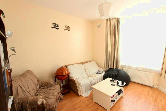 1 Bedroom Apartment To Rent In Morland Road, Harrow, HA3