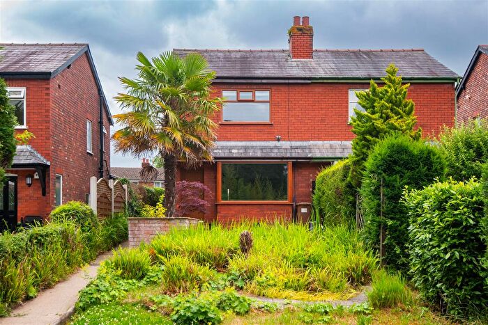 2 Bedroom Semi-Detached House For Sale In Wigan Road, Euxton, Chorley, PR7