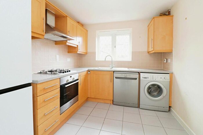 3 Bedroom Terraced House For Sale In The Furlong, Bedford, MK43