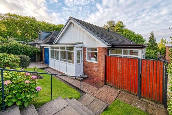 2 Bedroom Detached Bungalow For Sale In Blackthorne Road, Gee Cross, Hyde, SK14