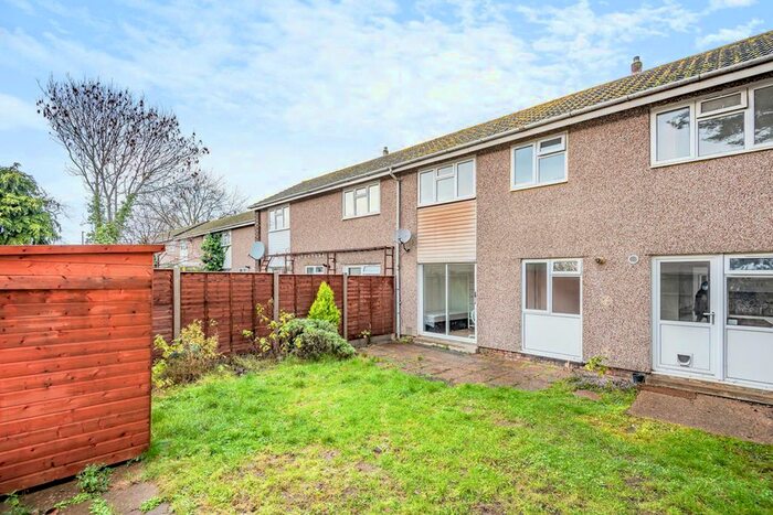 5 Bedroom Terraced House To Rent In Southway, Guildford, GU2